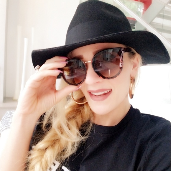 MODA ME COUTURE Accessories - SUNNIES